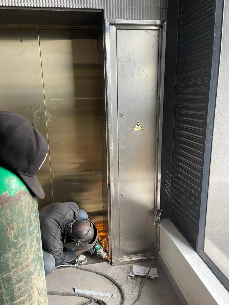 Elevator Casing
